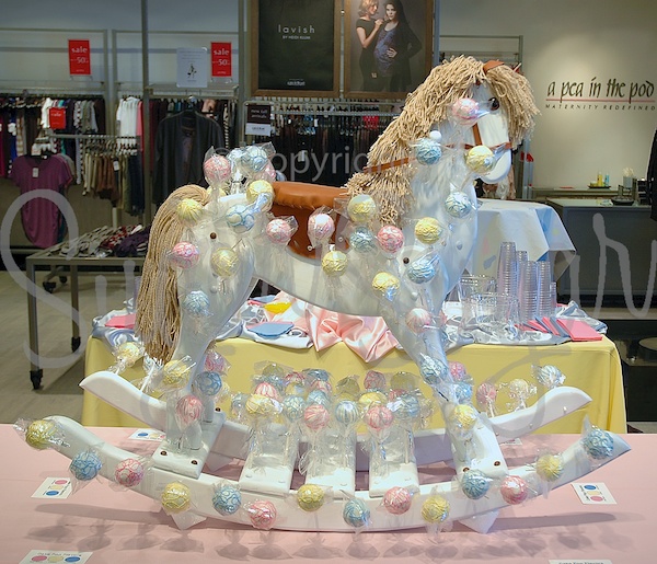 Baby Shower Cake Pops (Photo Credit: SSCS)